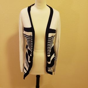 🧁Tommy Bahama cardigan